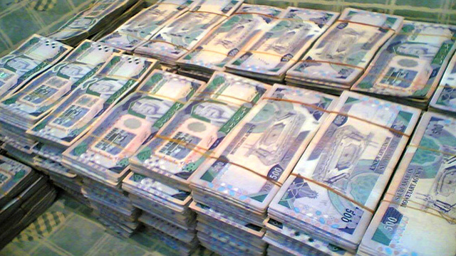 السياحة 220 حاجا اعتذروا عن عدم تأدية الفريضة لارتفاع سعر الريال