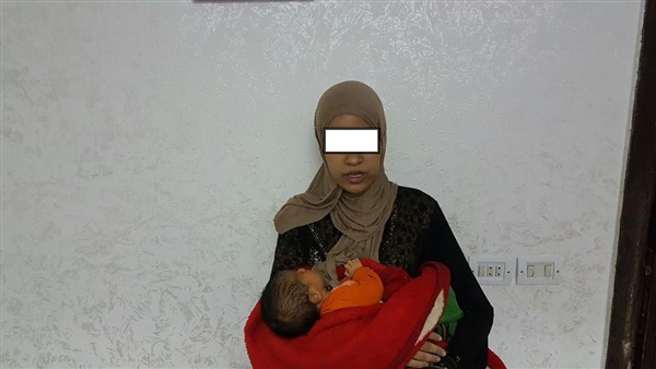 تفاصيل القبض على أم أثناء بيع رضيعها مقابل 180 ألف جنيه 7 تفاصيل القبض على أم أثناء بيع رضيعها مقابل 180 ألف جنيه 1