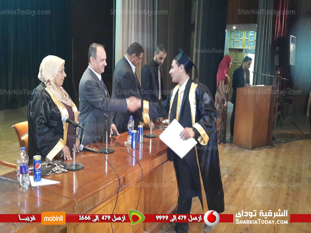 بالصور.. حفل تخرج كلية التربية جامعة الزقازيق 4 حفل تخرج كلية تربية