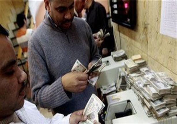 خبير اقتصادي: غلق الصرافة يزيد سعر الدولار لـ 20 جنيهًا.. وهذا الحل الأمثل للأزمة 7 خبير اقتصادي غلق الصرافة يزيد سعر الدولار لـ 20 جنيهًا.. وهذا الحل الأمثل للأزمة
