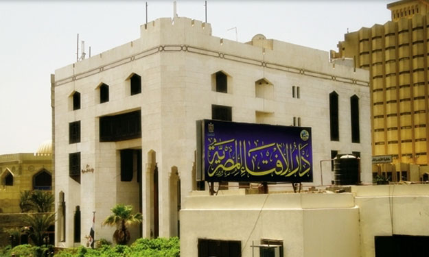 مرصد الإفتاء قيادات رابعة هربوا لخارج البلاد لممارسة التحريض ضد الدولة