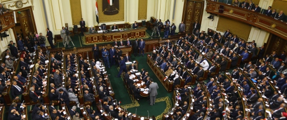 مصر تقر ضريبة جديدة على السلع بنسبة 13.. العام المقبل سيشهد زيادة أخرى