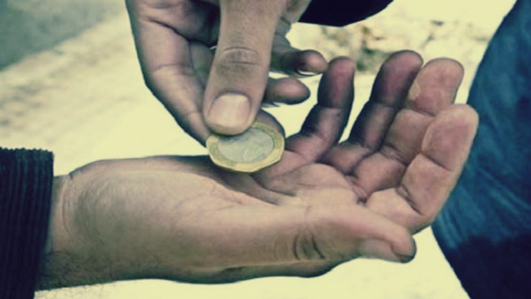 11 جملة ترصد تطور طرق «التسول» في مصر
