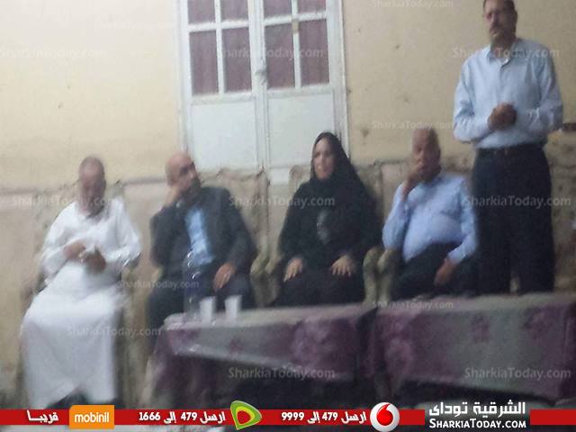 استبعاد القيادات التعليمية بفاقوس يثير غضب المعلمين 2 14218036_1116360778457397_150832403_n