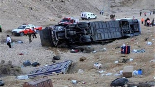 إصابة 14 شخصًا في انقلاب أتوبيس على طريق طابا الدولي 8 إصابة 14 شخصًا في انقلاب أتوبيس على طريق طابا الدولي