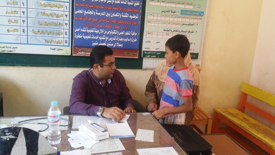 بالصور .. قافلة طبية شاملة لجامعة الزقازيق بديرب نجم 2 بالصور.. قافلة طبية شاملة لجامعة الزقازيق بديرب نجم1