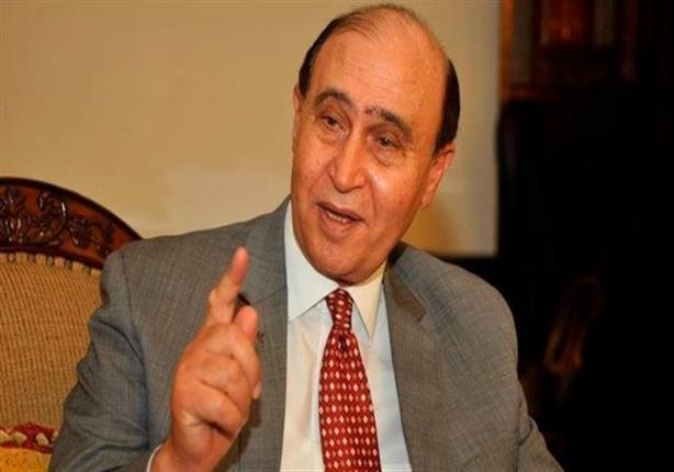 بعد قناة السويس.. مميش يُبشر المصريين بانجاز جديد