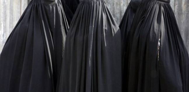 داعش الإرهابي يحظر ارتداء النقاب في بعض مناطق الموصل