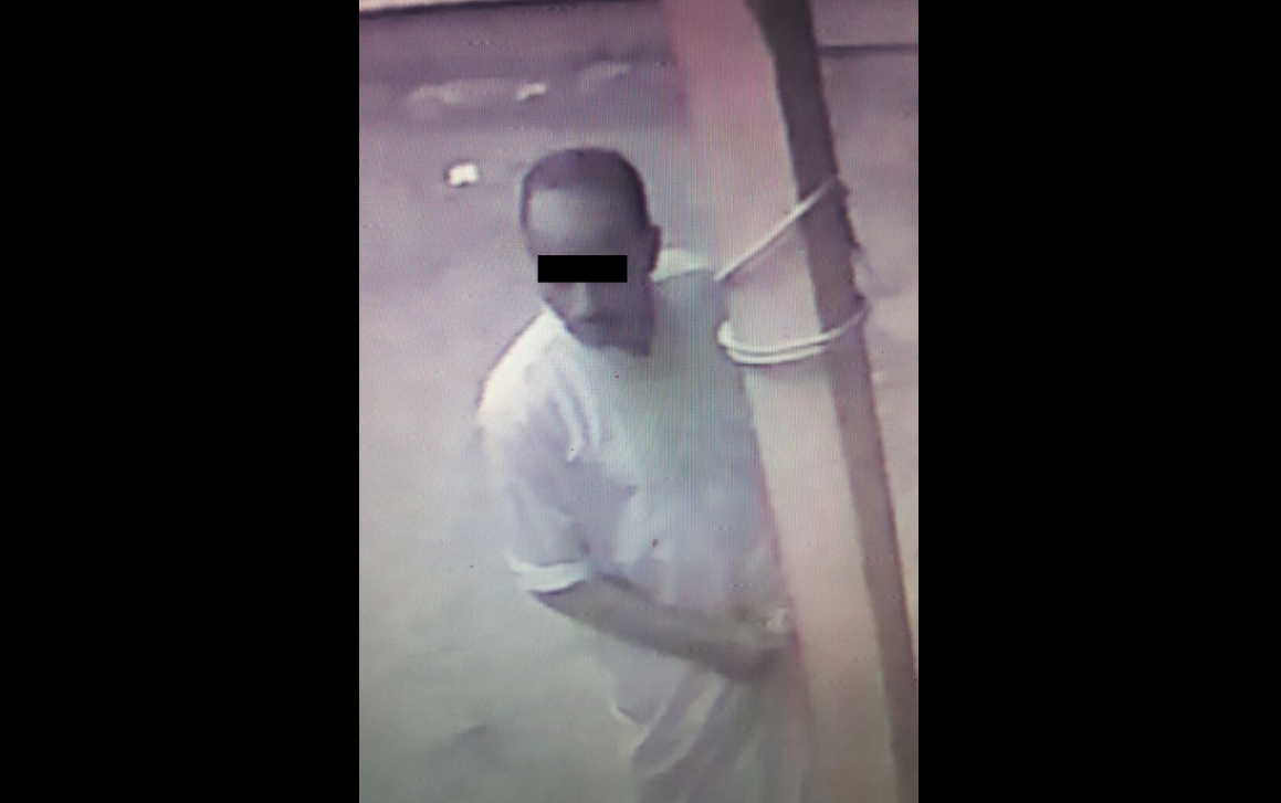 لحظة سرقة موتوسكل أثناء صلاة الجمعة أمام مسجد ببلبيس 6 لحظة سرقة موتوسيكل