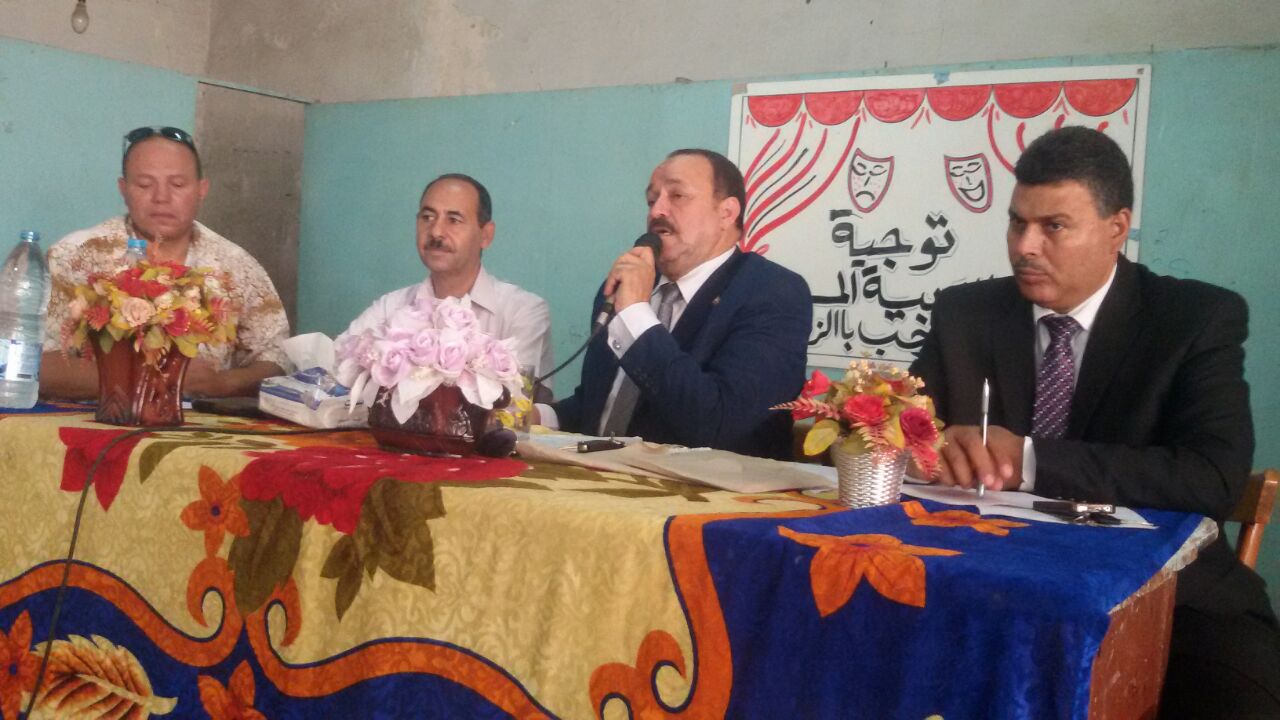 مدير تعليم بلبيس يطالب العاملين بالكف عن كثرة الشكاوى وضرورة التركيز في العمل 1 مدير تعليم بلبيس أسعى لدعم المبدعين وإحالة المقصرين للتحقيق