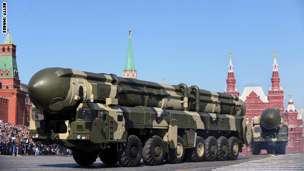 A Russian Topol-M intercontinental ballistic missile drives through Red Square during the nation's Victory Day parade in Moscow on May 9, 2009 in commemoration of the end of WWII. Russia sternly warned its foes not to dare make any aggression against the country, as it put on a Soviet-style show of military might in Red Square including nuclear capable missiles. AFP PHOTO / DMITRY KOSTYUKOV (Photo credit should read DMITRY KOSTYUKOV/AFP/Getty Images)