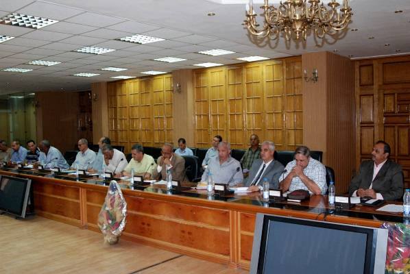 إعادة هيكلة المشروعات الخاسرة بمحافظة الشرقية 4 %d8%a5%d8%b9%d8%a7%d8%af%d8%a9-%d9%87%d9%8a%d9%83%d9%84%d8%a9-%d8%a7%d9%84%d9%85%d8%b4%d8%b1%d9%88%d8%b9%d8%a7%d8%aa-%d8%a7%d9%84%d8%ae%d8%a7%d8%b3%d8%b1%d8%a9-%d9%84%d8%aa%d8%ad%d9%82%d9%8a%d9%82