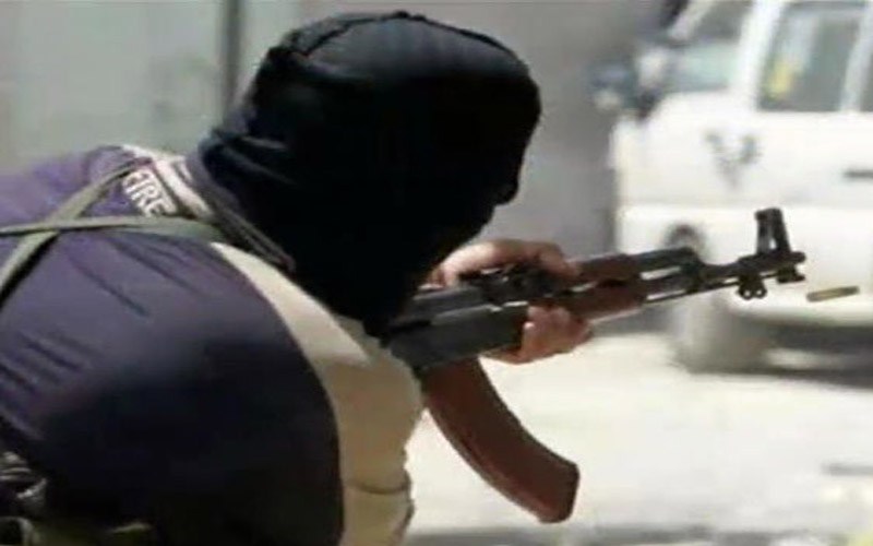 استشهاد العميد عادل رجائى أمام منزله أثناء توجهه للعمل 7 استشهاد العميد عادل رجائى أمام منزله اثناء توجهه للعمل 2