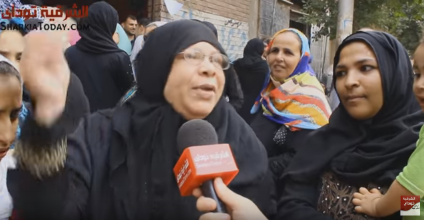 بالفيديو.. جمعية من أجل مصر بالشرقية توفر منافذ لبيع السلع المخفضة بالزقازيق 4 %d8%ac%d9%85%d8%b9%d9%8a%d8%a9-%d9%85%d9%86-%d8%a3%d8%ac%d9%84-%d9%85%d8%b5%d8%b1-%d8%aa%d9%82%d9%8a%d9%85-%d9%85%d9%86%d8%a7%d9%81%d8%b0-%d8%a7%d8%b3%d8%aa%d9%87%d9%84%d8%a7%d9%83%d9%8a%d8%a9-%d8%a8