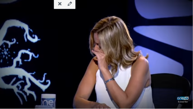 بكاء ريم البارودي بسبب سؤال سالي عبد السلام في برنامج المتوحشة 6 ريم البارودي تبكي