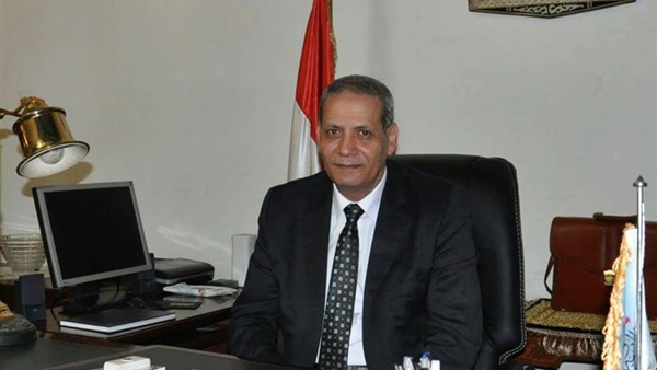 كيف رد وزير التعليم على سخرية وزير سعودي سابق من ثلاجة السيسي؟