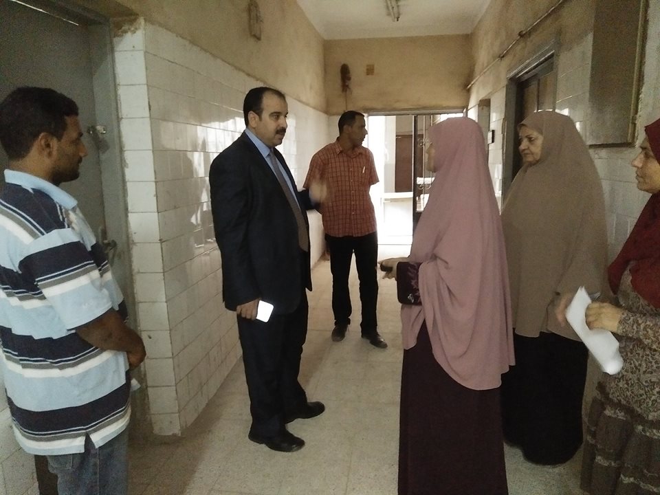 وكيل وزارة الصحة بالشرقية يتفقد مستشفيات «الصالحية والقرين» 10 وكيل وزارة الصحة بالشرقية يتفقد مستشفيات «الصالحية والقرين»2