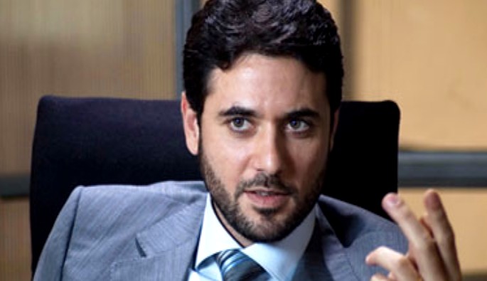 الفنان أحمد عز2