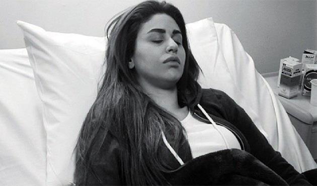 بالصور.. مي سليم تنجو من الموت بعد حادث مروع .. شاهد كيف تحطمت سيارتها
