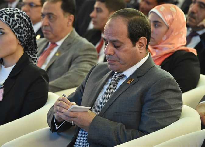 السيسي عن المطالبة بتعديل قانون الجمعيات الأهلية: «موضوع يخص البرلمان» 1 564048_0