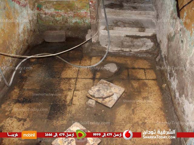 بالفيديو.. صرخة أهالى بنايوس بالزقازيق بسبب غرق منازلهم فى مياه الصرف الصحي 4 أهالي بنايوس يستغيثون بمحافظ الشرقية لإنقاذهم من الموت 4
