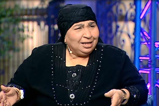 بالفيديو.. رسالة من الممثلة «فاطمة كشري» للسيسي .. والمذيعة تقاطعها 1 %D8%A8%D8%A7%D9%84%D9%81%D9%8A%D8%AF%D9%8A%D9%88.. %D8%B1%D8%B3%D8%A7%D9%84%D8%A9 %D9%85%D9%86 %D8%A7%D9%84%D9%85%D9%85%D8%AB%D9%84%D8%A9 %D9%81%D8%A7%D8%B7%D9%85%D8%A9 %D9%83%D8%B4%D8%B1%D9%8A %D9%84%D9%84%D8%B3%D9%8A%D8%B3%D9%8A .. %D9%88%D8%A7%D9%84%D9%85%D8%B0%D9%8A%D8%B9%D8%A9 %D8%AA%D9%82%D8%A7%D8%B7%D8%B9%D9%87%D8%A7