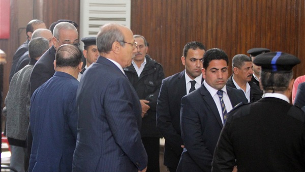 دفاع «فساد الداخلية»: عبدالغفار حصل على 152 ألف مكافأة 1 %D8%AF%D9%81%D8%A7%D8%B9 %D9%81%D8%B3%D8%A7%D8%AF %D8%A7%D9%84%D8%AF%D8%A7%D8%AE%D9%84%D9%8A%D8%A9 %D8%B9%D8%A8%D8%AF%D8%A7%D9%84%D8%BA%D9%81%D8%A7%D8%B1 %D8%AD%D8%B5%D9%84 %D8%B9%D9%84%D9%89 152 %D8%A3%D9%84%D9%81 %D9%85%D9%83%D8%A7%D9%81%D8%A3%D8%A9.. %D9%88%D8%A7%D9%84%D9%82%D8%A7%D8%B6%D9%8A %D9%8A%D8%A8%D9%82%D9%89 %D9%86%D8%B3%D8%AA%D8%AF%D8%B9%D9%8A%D9%87
