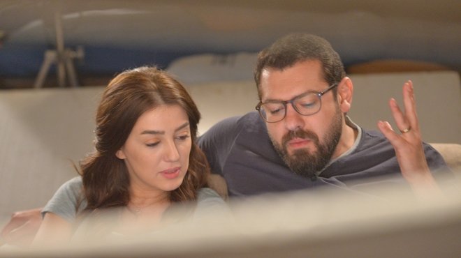 الصور الأولى لحفل زفاف عمرو يوسف وكنده علوش 5 29619 عمرو يوسف وكنده علوش فى مشهد من مسلسل عد تنازلى