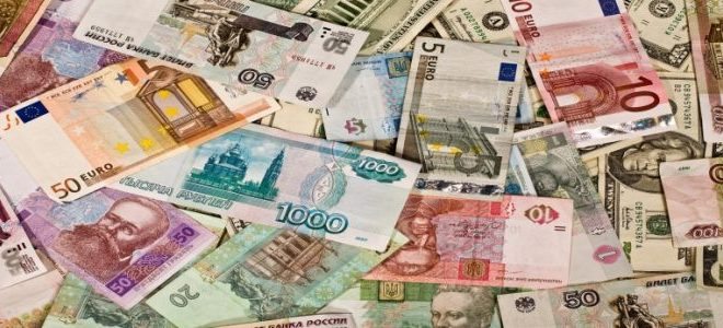 انخفاض ملحوظ في أسعار صرف العملات.. اليورو يسجل 18.1جنيهًا