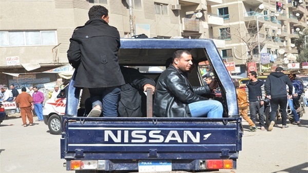 ضبط صاحب مكتب رحلات يتلاعب بأوراق ترخيص سيارة بأبوكبير