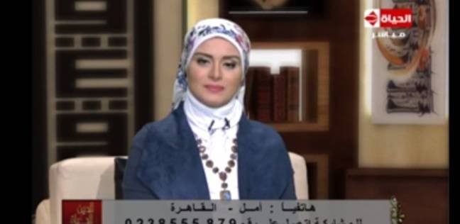 متصلة لـ الدين والحياة7 ابني عنده 11 سنة وبيضربني