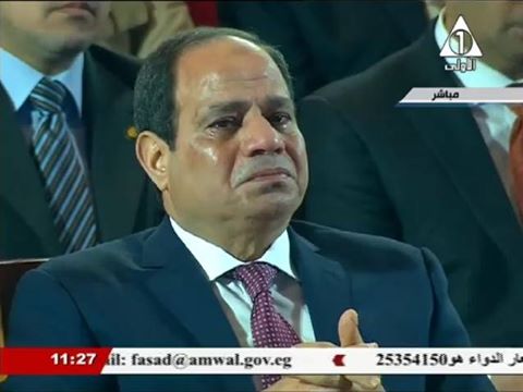 الرئيس السيسي يبكي أثناء حديث والدة الشهيد في الندوة التثقيفية الـ24 للقوات المسلحة 15 16508122 1814853411864455 7698791596448716498 n