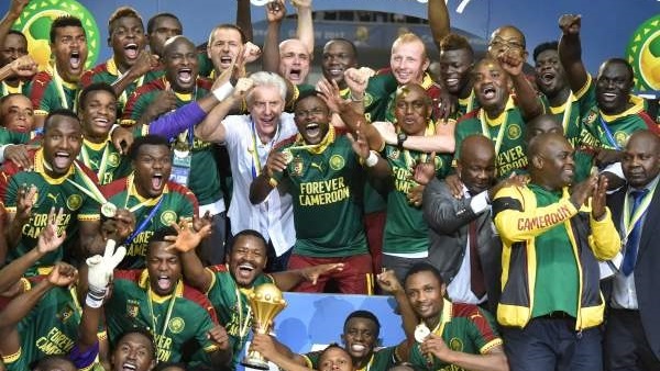 «الفيفا» يكشف حقيقة مخالفة مشاركة لاعب الكاميرون فى نهائى أفريقيا أمام مصر 6 «الفيفا» يكشف حقيقة مخالفة مشاركة لاعب الكاميرون فى نهائى أفريقيا أمام مصر