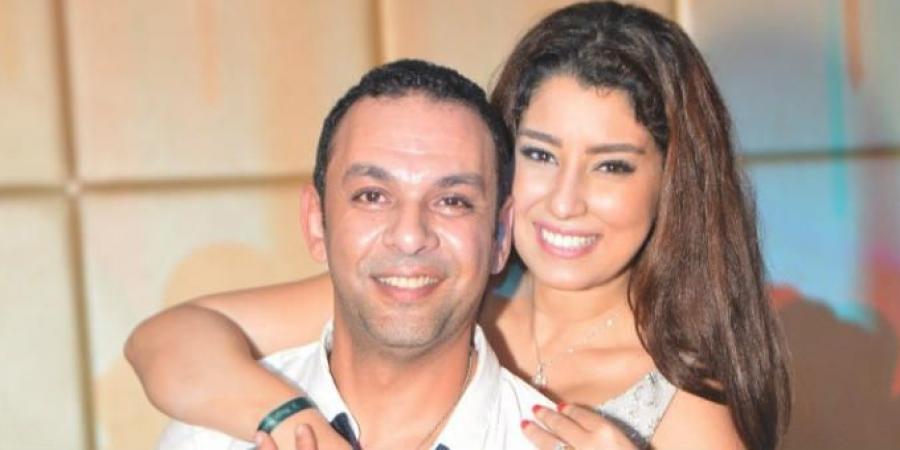 أيتن عامر ترسل رسالة حب لزوجها في هذه الصورة