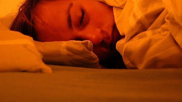 في النوم لأكثر من تسع ساعات يضاعف خطر ألزهايمر2