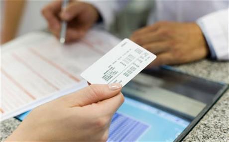 الصحة رفع أسعار خدمات التأمين الصحي إلى 100 1