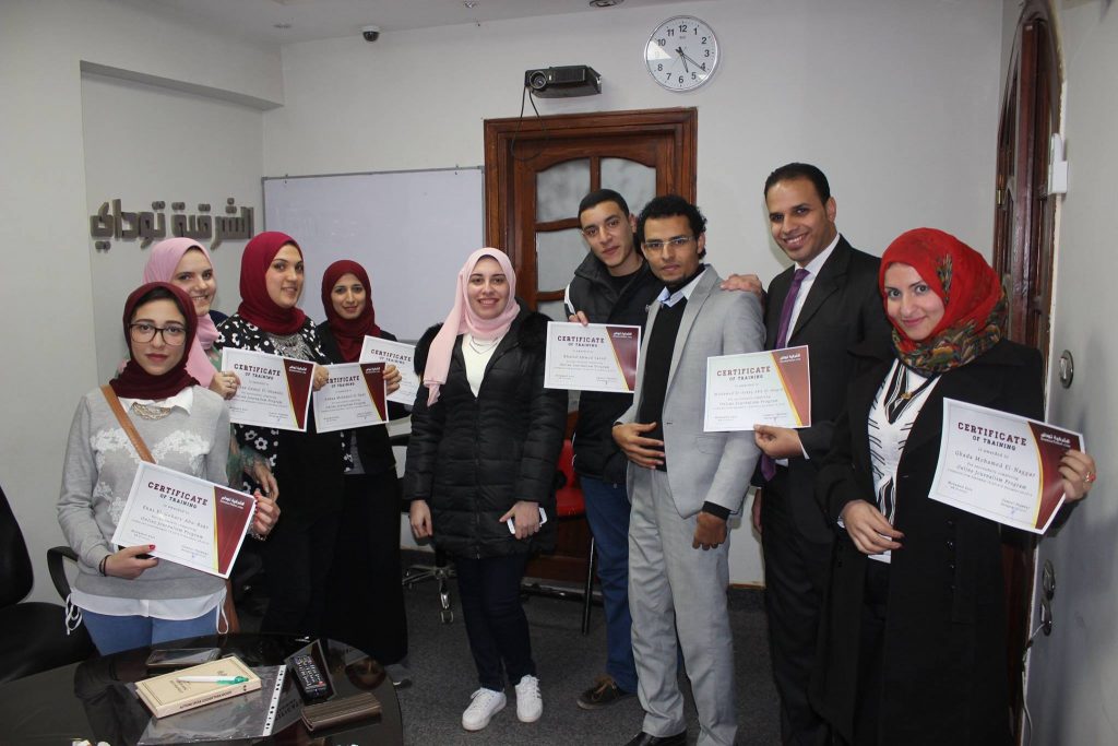 بالصور.. تخرج أول دفعة تدريبية من مؤسسة «الشرقية توداي» الإخبارية 6