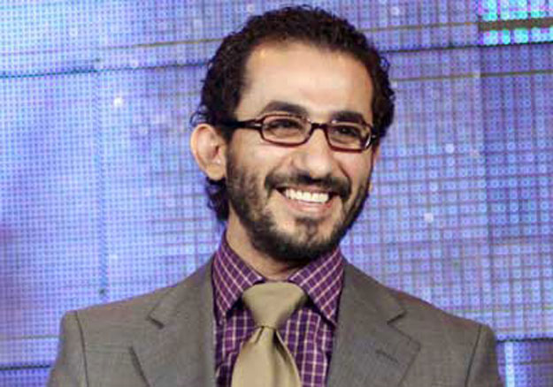 بالفيديو .. شاهد أحمد حلمي لأول مرة Life على السوشيال ميديا 20 بالفيديو .. شاهد أحمد حلمي لأول مرة Life على السوشيال ميديا