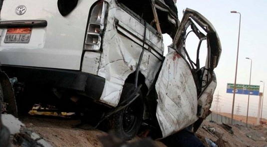 وفاة شخصين وإصابة 13 آخرون أثر حادث تصادم ببلبيس 14 تصادم اتوبيس بمكروباص