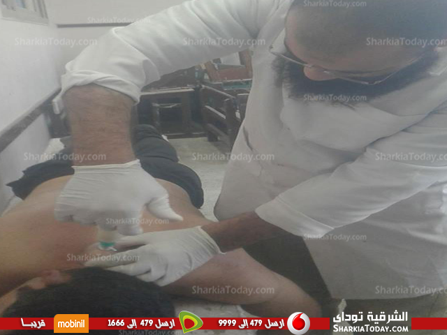 بالصور.. «كارثة» جمعية خيرية بأبوحماد تستخدم مدرسة لإجراء عمليات حجامة بحضور نائب رئيس المدينة 4 جمعية خيرية بأبوحماد تستخدم مدرسة لإجراء عمليات حجامة2