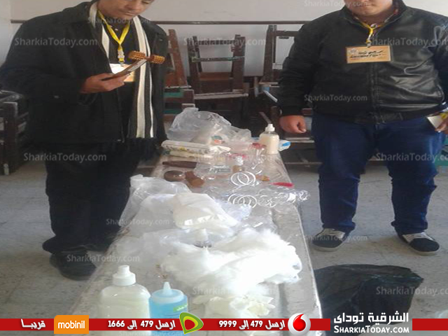 بالصور.. «كارثة» جمعية خيرية بأبوحماد تستخدم مدرسة لإجراء عمليات حجامة بحضور نائب رئيس المدينة 3 جمعية خيرية بأبوحماد تستخدم مدرسة لإجراء عمليات حجامة6