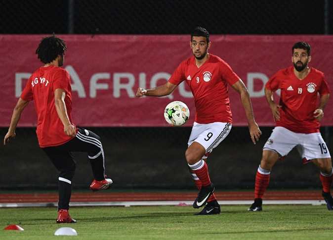 صدمة في المنتخب بعد إصابة أحمد حسن كوكا 8 صدمة في المنتخب بعد إصابة أحمد حسن كوكا