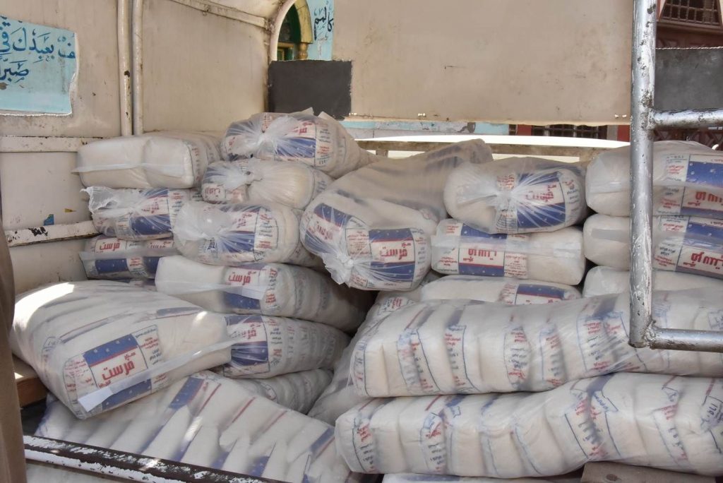 4400 كيلو سكر داخل مصنع بدون ترخيص بمنيا القمح