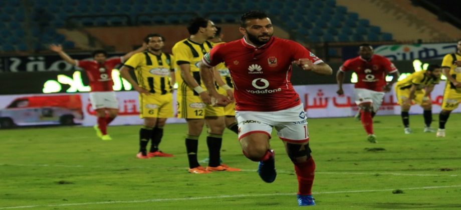 عماد متعبعزاء والد أبو تريكة أهم من تجديد العقد