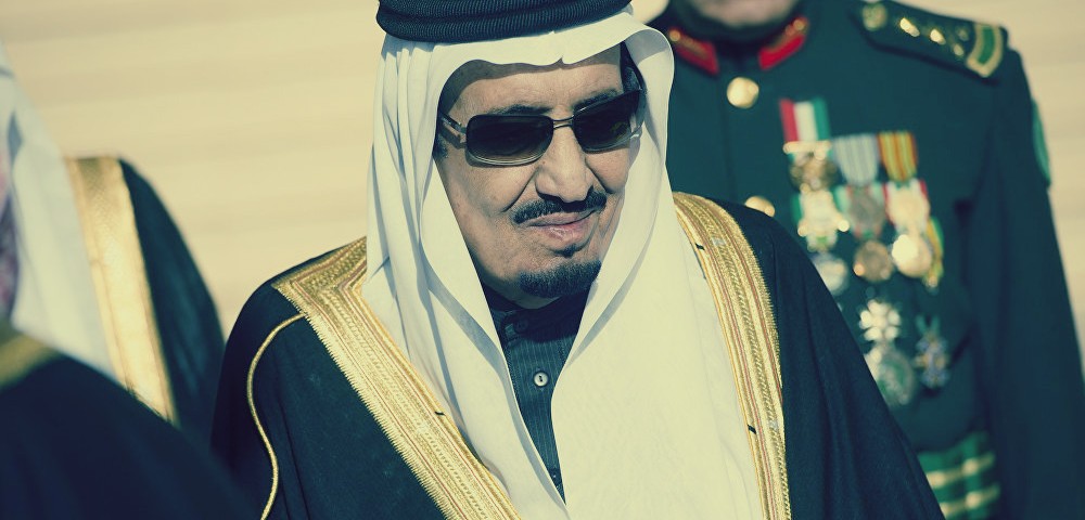 لماذا رفض عامل محطة تعبئة سيارة الملك سلمان بالوقود