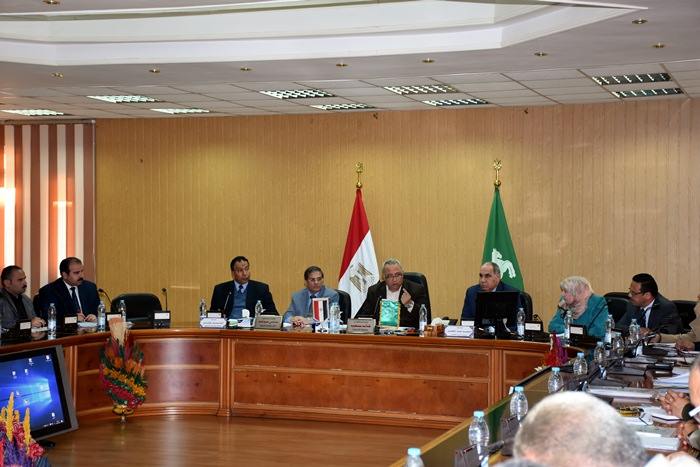 محافظ الشرقية: الشهر الحالي سيشهد العديد من افتتاح المشروعات الخدمية 1 محافظ الشرقية الشهر الحالي سيشهد العديد من افتتاح المشروعات الخدمية