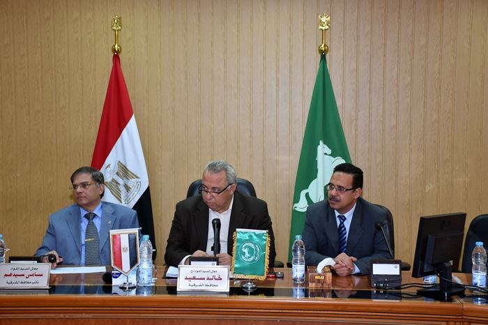 محافظ الشرقية يوافق على ترخيص سيارة أجرة لوالد الشهيد «صلاح صبحي» 1 محافظ الشرقية يوافق على ترخيص سيارة أجرة لوالد الشهيد «صلاح صبحي»