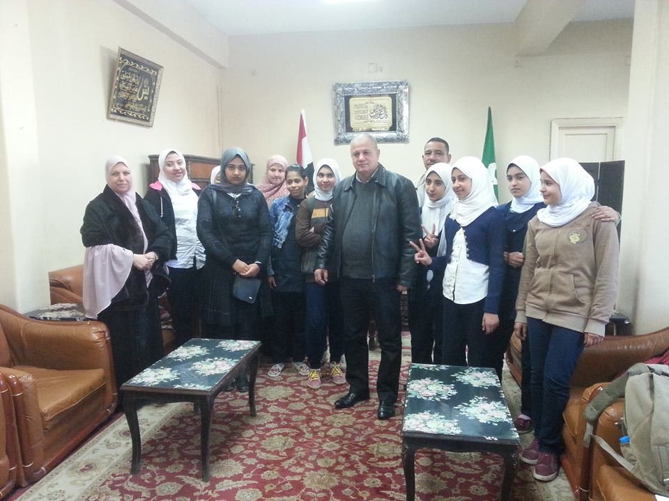مدرسة «عزيز أباظة» الإعدادية تزور مجلس مدينة منيا القمح 1 مدرسة «عزيز أباظة» الإعدادية تزور ومجلس مدينة منيا القمح