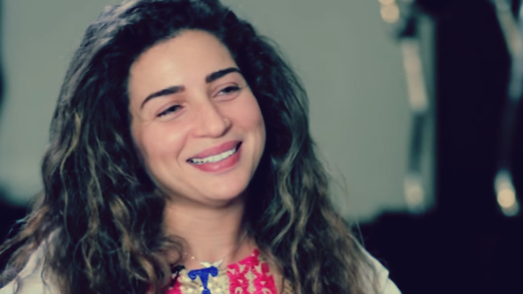 مي عز الدين 1