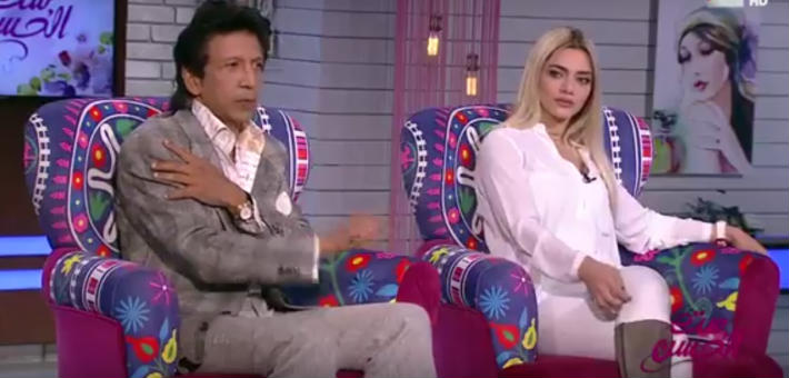 بالصور.. هكذا ظهرت ابنة «يوسف منصور» لأول مرة 1 %D8%A8%D8%A7%D9%84%D8%B5%D9%88%D8%B1.. %D9%87%D9%83%D8%B0%D8%A7 %D8%B8%D9%87%D8%B1%D8%AA %D8%A7%D8%A8%D9%86%D8%A9 %C2%AB%D9%8A%D9%88%D8%B3%D9%81 %D9%85%D9%86%D8%B5%D9%88%D8%B1%C2%BB %D9%84%D8%A3%D9%88%D9%84 %D9%85%D8%B1%D8%A9